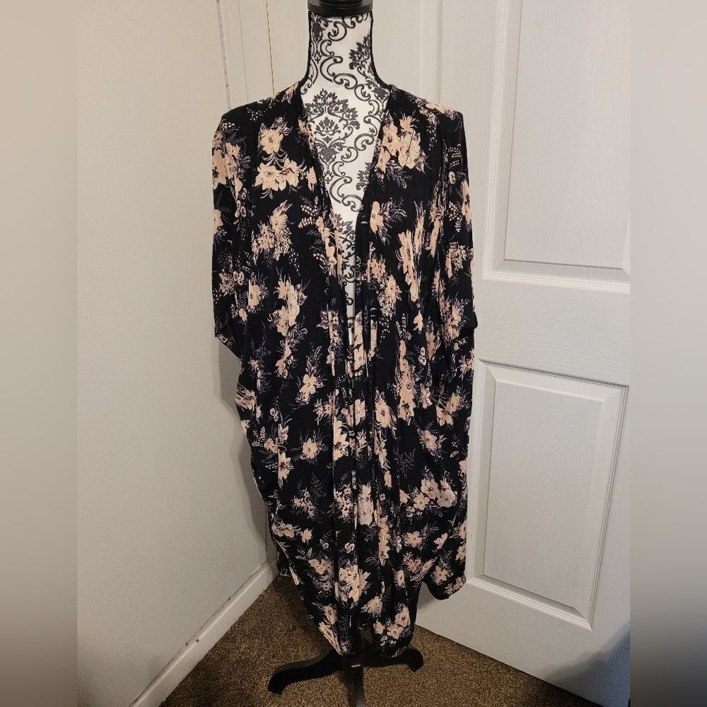 Blue rain black floral coverup‎